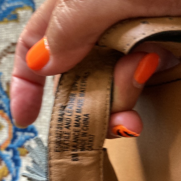 Black and Grey Sandals - Picture 7 of 7